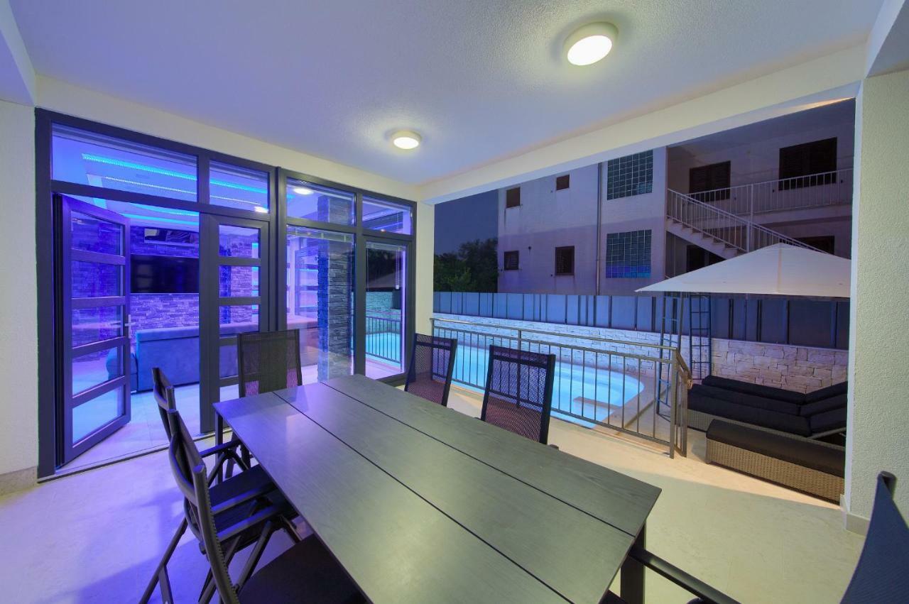 Luxury Vall Apartment Krk Town Exterior photo